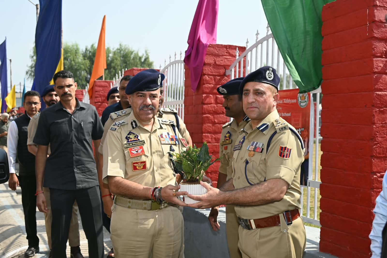 DGP Nalin Prabhat sent the 10-member motorcycle team off from Srinagar to represent Jammu and Kashmir at the national unity parade at Ekta Nagar, Gujarat. He also reaffirmed the force’s commi